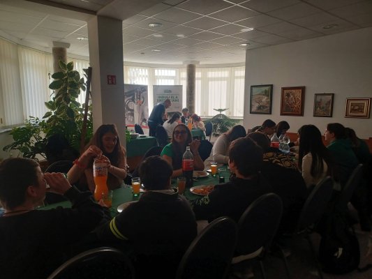 Ismét  jártak nálunk iskolások a  „Tanítsunk Magyarországért!” program keretében!